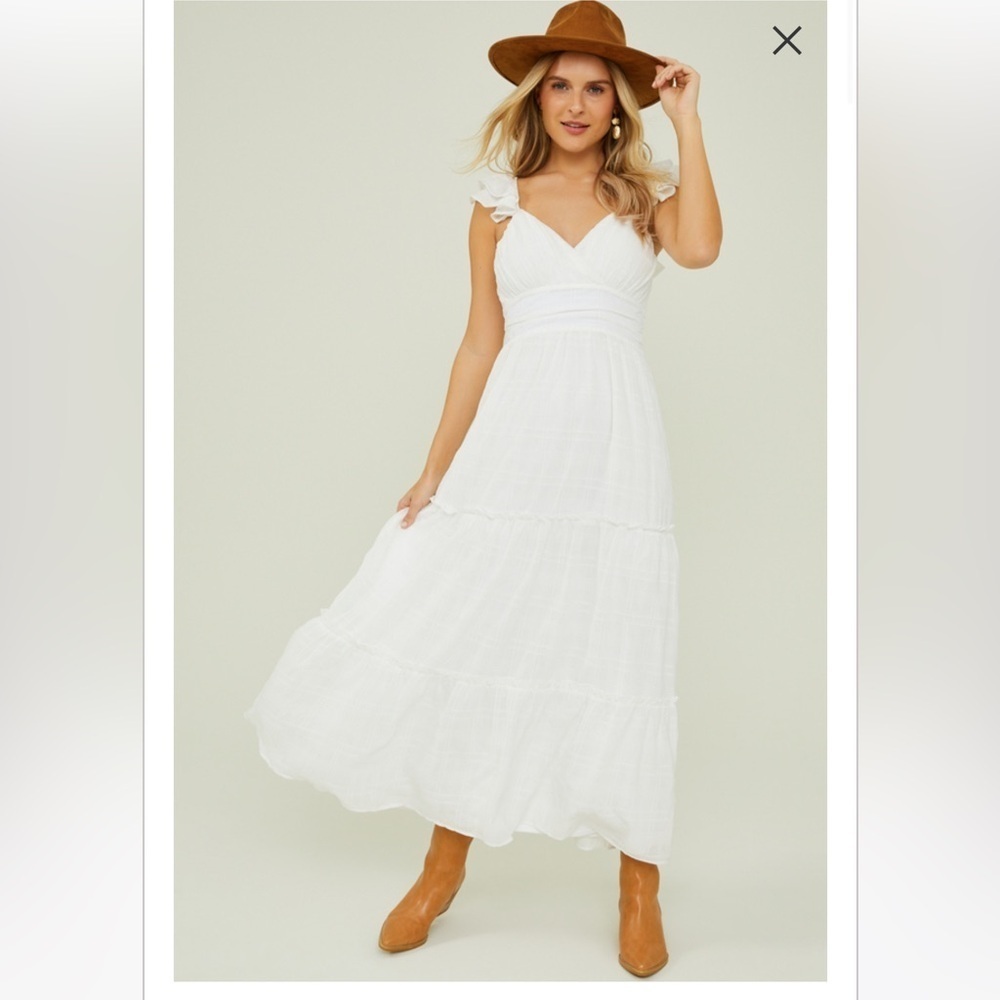 New with tags altard state anna flutter sleeve maxi dress